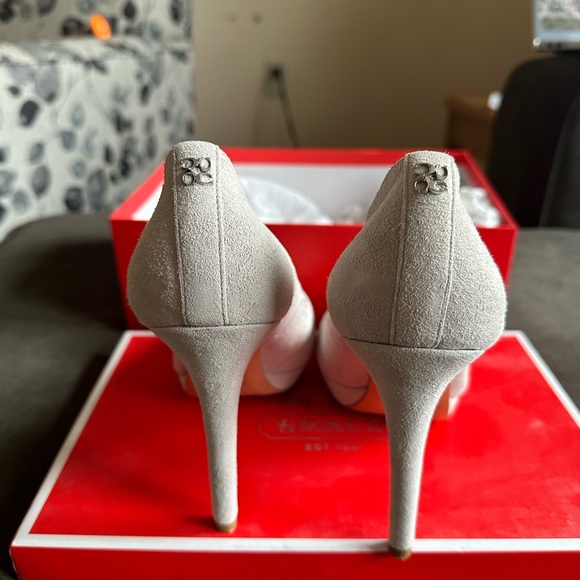 Coach Suede heels - Picture 5 of 11